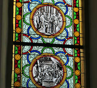 St. Anna: eine kleine Kirche in einem kleinen Dorf