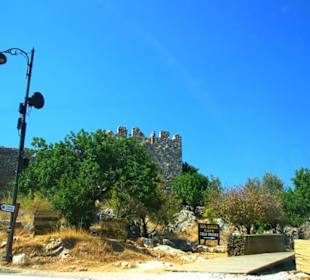 An den Geschäfte vorbei