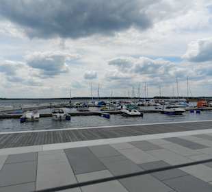 An der Marina