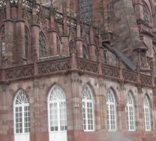 Place de La Cathèdrale