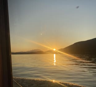 Sonnenuntergang auf dem Boot