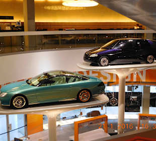 Музей Мерседес-Бенц