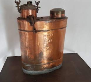 Weinmuseum und Kakteen-Ausstellung El Grifo