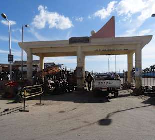Eingang zum Fischmarkt/Fischereihafen