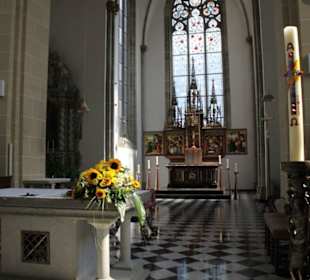 Klosterkirche Altarbereich