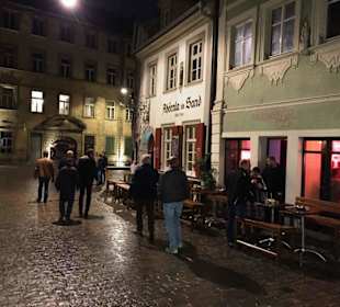 Am Abend vor dem Ahörnla