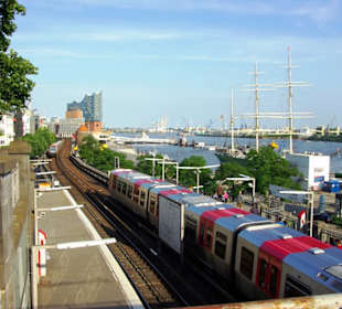 Hochbahn Landungsbrücken