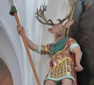 Dwór Artusa, der Artushof: Innenbesichtigung