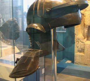 Rheinisches Landesmuseum - Helm