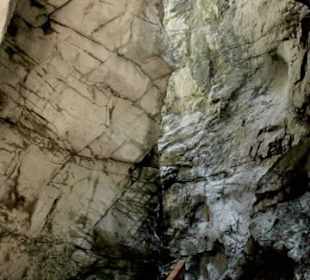 Der Weg durch die Klamm
