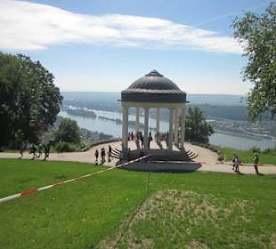 Am Niederwalddenkmal