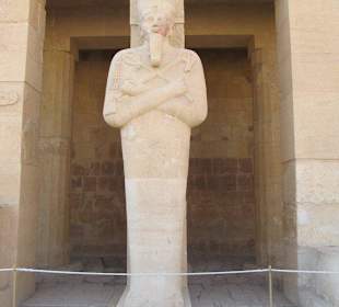 Hatschepsut als Pharao, Totentempel der Hatschepsut