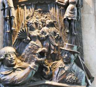 Eine Gedenktafel für Willy Millowitsch in Düsseldo