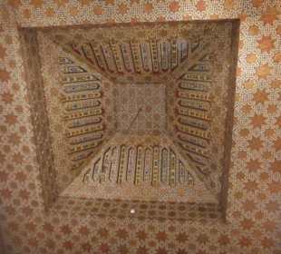 Schöne Decke.