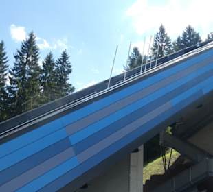 Bei den Skisprungschanzen im Kanzlersgrund