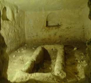 In den Katakomben unterwegs