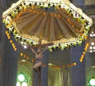 Sagrada Familia: "Fallschirm-Jesus"