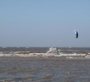 Kitesurfer