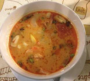 Leckere Tom Yam Gung Suppe