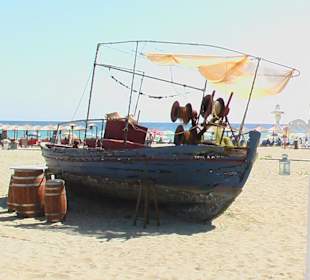 Der Strand von Neo Pori