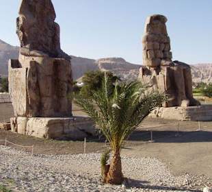 Memnonkolosse in der Nähe von Luxor