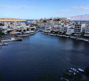 Der Schöne Agioa Nikolaos 