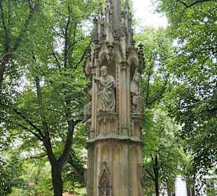 Gereonsdriesch-Park: Mariensäule