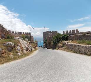  Аланийская крепость