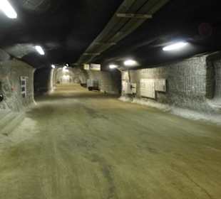 Im Schacht, große Fahrstarße