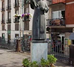 Papst Statue anlässlich Besuch.