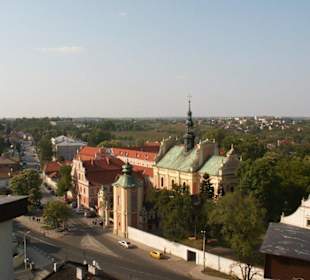 Widok z Bramy Opatowskiej na Kościół św. Michała