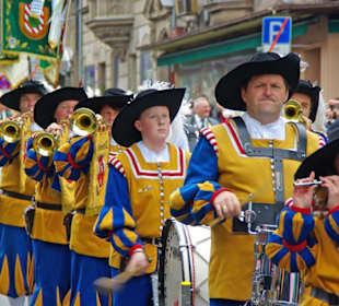 Umzug-Michaeliskirchweih