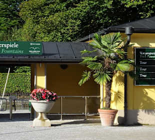 Eingang zu den Wasserspielen von Hellbrunn