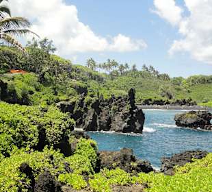 Waianapanapa State Park