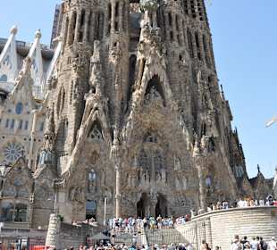 Ausflug zur berühmten S. Familia (Westansicht)