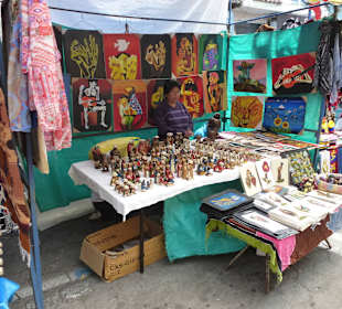 Samstag ist die ganze Stadt ein großer Markt
