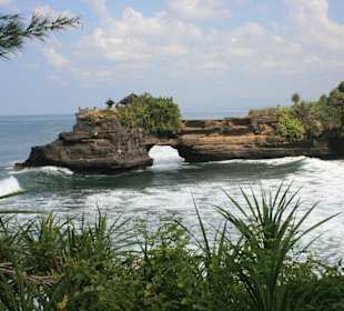 Gegenüber von Tanah Lot