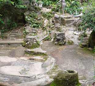 Steinfiguren im Magic Garten