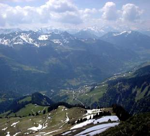 Spring on the Zahernhorn