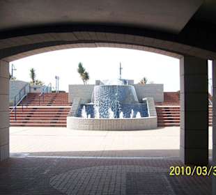 Deptak w Abu Dhabi Cornisch