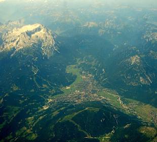 Zugspitze und Garmisch-Partenkirchen