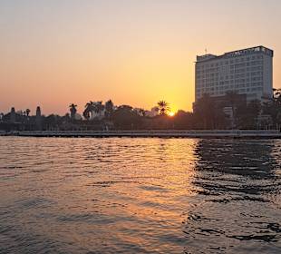 Abendstimmung bei kleine Nil-Fahrt in Kairo