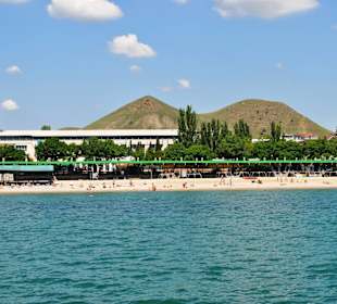 Вид на Коктебель с моря. Верблюжьи горбы