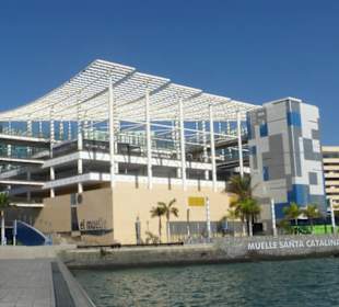 Das Einkaufszentrum El Muelle in Las Palmas