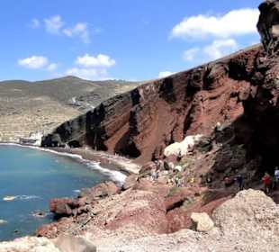 Czerwona plaża w Akrotiri.