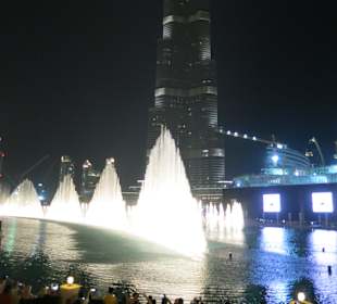 Zum Weinen schön, die abendlichen Wasserspiele