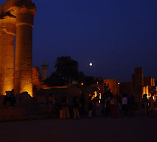 Abends im Luxor-Tempel