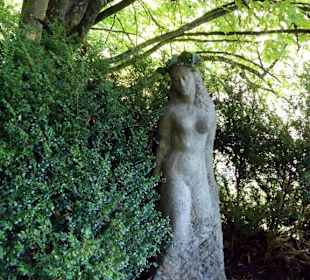 Die Statue der schönen Lau