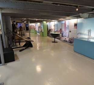 Die Ausstellung im Laderaum der Rickmer Rickmers