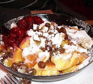 Kaiserschmarrn in der Palatschinkenkuchl